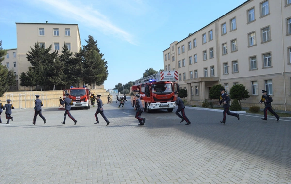 FHN Cəmşid Naxçıvanski adına Hərbi Liseydə təlim keçirib