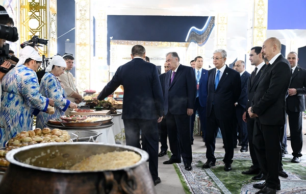 Prezident İlham Əliyev MDB Ölkələrinin Milli Kulinariya Festivalı ilə tanış olub, rəsmi qəbulda iştirak edib