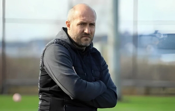 Нефтчи расстался с главным тренером