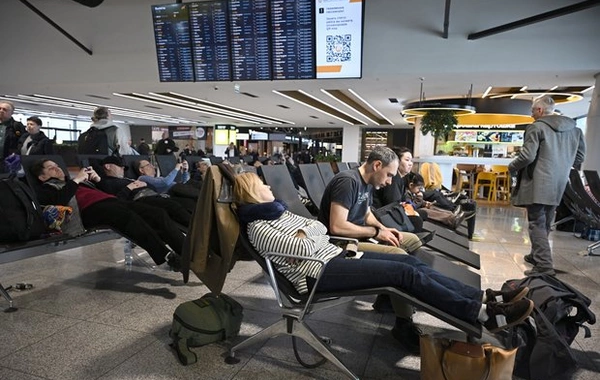 Moskva hava limanlarında 370-dən çox uçuş təxirə salındı