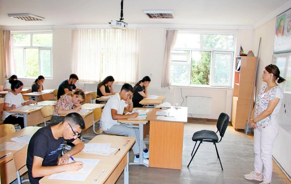 Naxçıvanda bir sıra təhsil müəssisələrinin adları dəyişdirildi