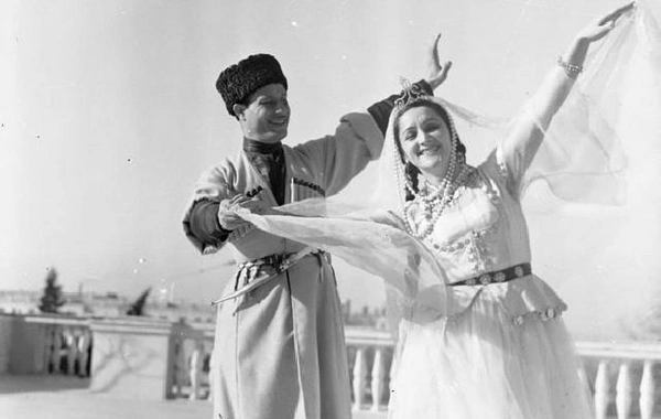 Xalq artisti Əminə Dilbazinin doğum günüdür