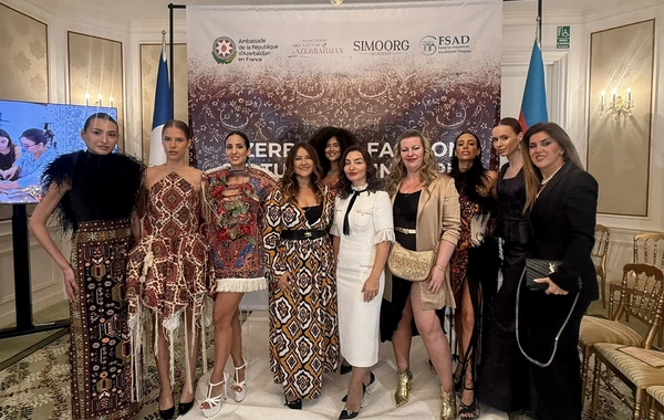 Azərbaycanlı modellər Fashion Culture Day in Parisdə çıxış ediblər