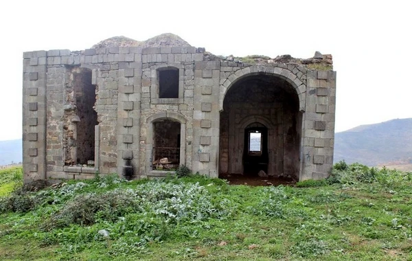 Füzulidəki Qoçəhmədli məscidinin bərpasına başlanılır