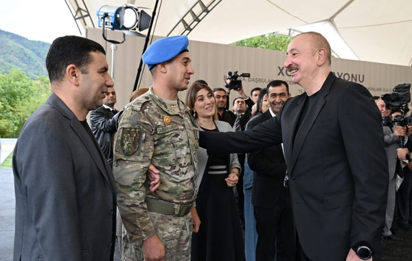 Prezident İlham Əliyev Xocalının Badara, Daşbulaq, Seyidbəyli və Şuşakənd kəndlərinin sakinləri ilə görüşüb