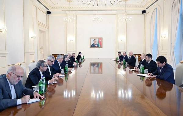 İlham Əliyev İranın xarici işlər nazirini qəbul edib
