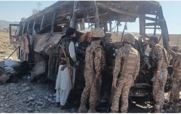 Pakistan 331 əfqan hərbçinin öldüyünü açıqlayıb