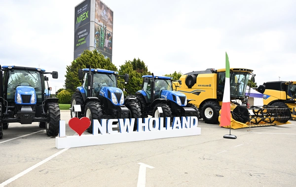 İlham Əliyev 19-cu "Caspian Agro Week" və 31-ci "InterFood Azerbaijan" sərgiləri ilə tanış olub
