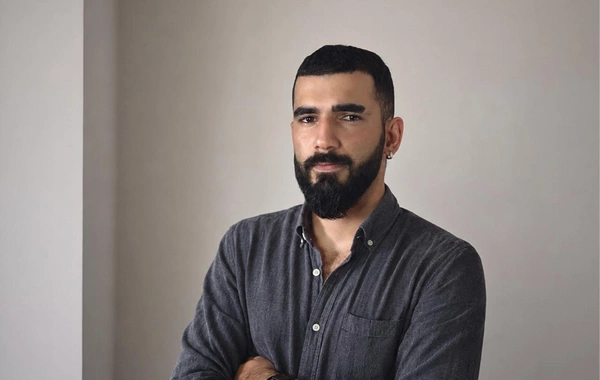 Süni intellekt şirkətinizə gələndə kim gedəcək: insanlar, yoxsa köhnə qaydalar?