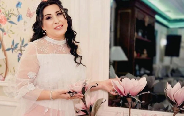 Aktrisa onu skuterlə vuran kuryerdən qan pulu tələb edir