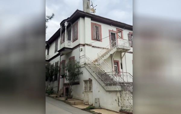 Məşhur yazıçının yaşadığı villa çürüyür