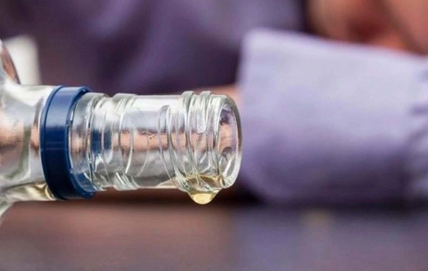 Arıqlamaq üçün sirkə turşusu içən 34 yaşlı Sumqayıt şəhər sakini zəhərlənərək ölüb