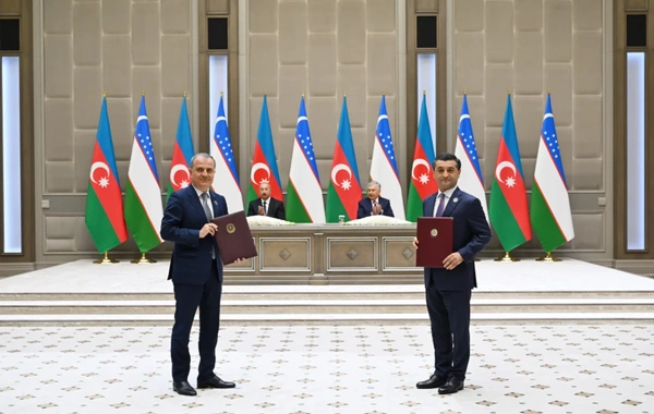 Daşkənddə Azərbaycan-Özbəkistan sənədlərinin imzalanması və mübadiləsi mərasimi olub