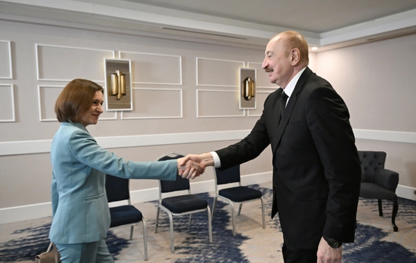 Prezident İlham Əliyevin Antalyada Moldova Prezidenti ilə görüşü olub