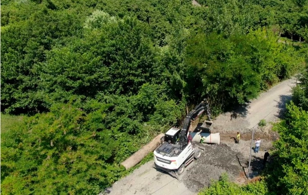 Oğuzda 6 yaşayış məntəqəsini birləşdirən yollar yenidən qurulur