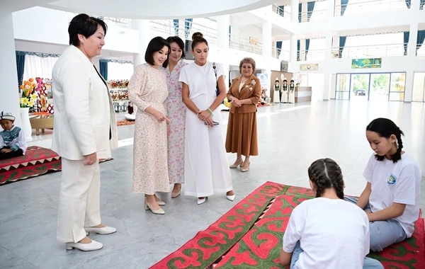 Birinci xanım Mehriban Əliyeva Çolpon-Atada "Altın-Balalık" sağlamlıq və reabilitasiya mərkəzi ilə tanış olub