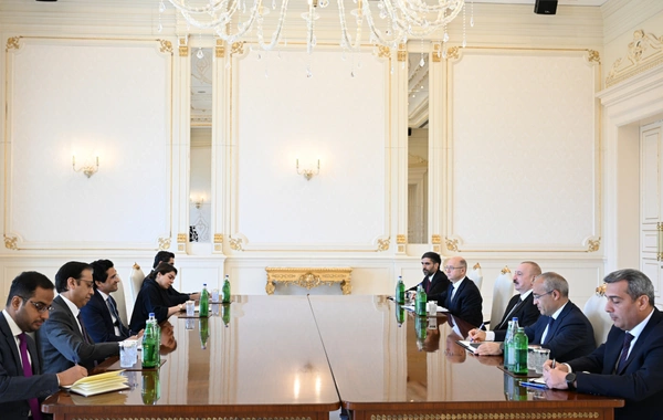 Президент Ильхам Алиев принял министра нефти Пакистана