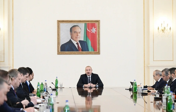 İlham Əliyev: Ermənistan ərazisindən keçəcək və sonra Orta Dəhlizin daha bir davamına çevriləcək yeni dəmir yolu tikilir