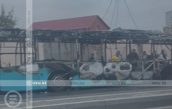 Bakıda sərnişin avtobusu yanaraq KÜL OLDU