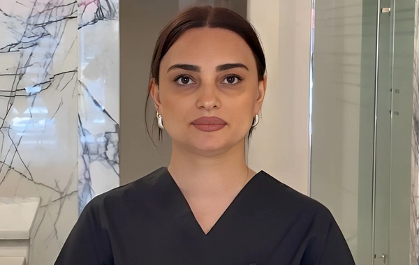 Tanınmış cərrahın xəstələrdən pul tələb etdiyi iddia olunur