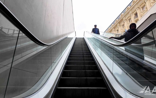 В Баку ремонтируются эскалаторы на подземных и надземных пешеходных переходах