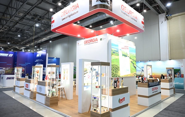 İlham Əliyev 19-cu "Caspian Agro Week" və 31-ci "InterFood Azerbaijan" sərgiləri ilə tanış olub