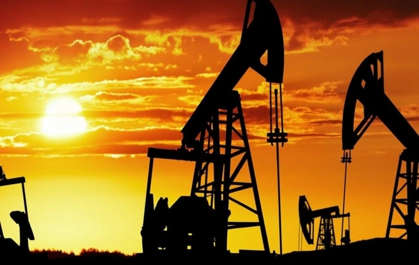 Azərbaycan neftinin qiyməti 84 dollardan aşağı düşüb