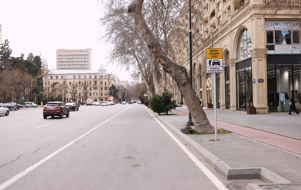 Bakıda avtobus zolaqlarında yeni minib-düşmə yerləri yaradılıb