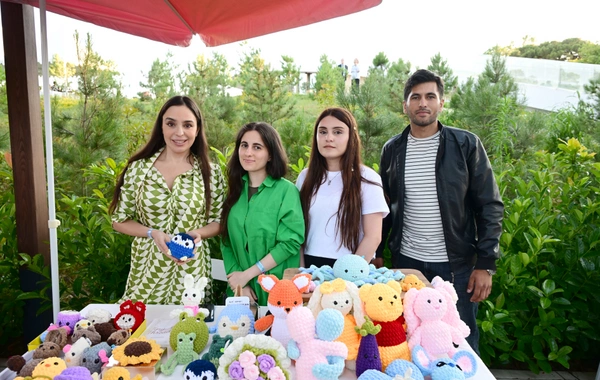 Leyla Əliyeva və Alona Əliyeva Xeyirxahlıq Festivalında iştirak ediblər