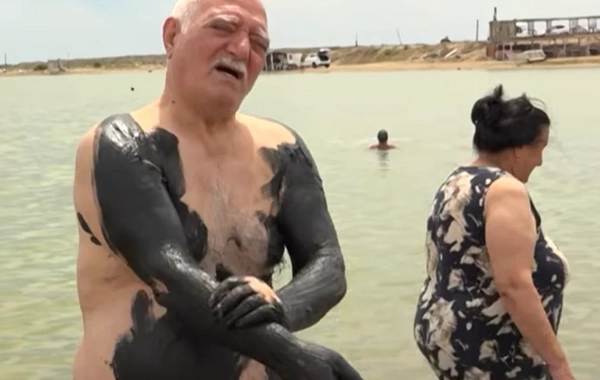 Yüzlərlə insan axışır, amma... - Hövsandakı möcüzəvi palçıq barədə həkimdən kritik XƏBƏRDARLIQ