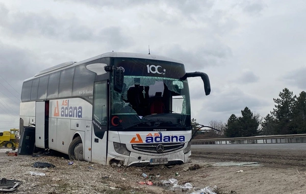 Türkiyənin Ankara şəhərində ağır yol qəzası baş verib, yaralılar var