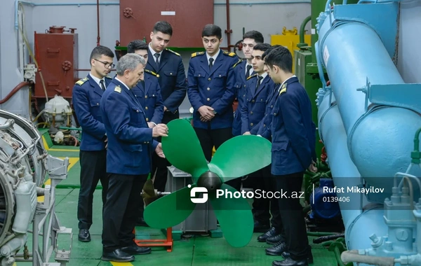 Diplomları dünyanın 170-dən çox ölkəsində tanınan azərbaycanlılar - FOTOREPORTAJ