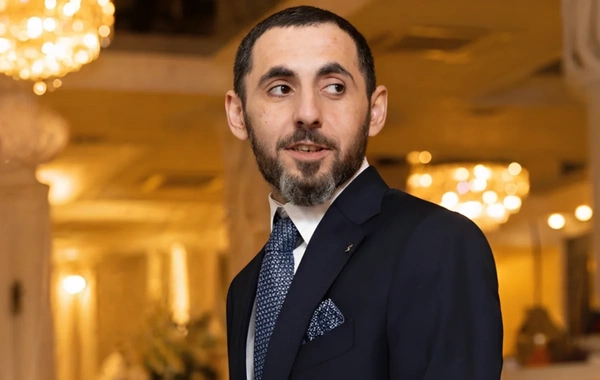 Vado Korovinin kürəkəni İŞDƏN ÇIXARILDI