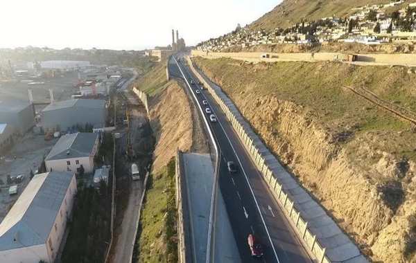 Bakının 4 rayonunda sel və daşqın risklərinə qarşı istinad divarları tikiləcək