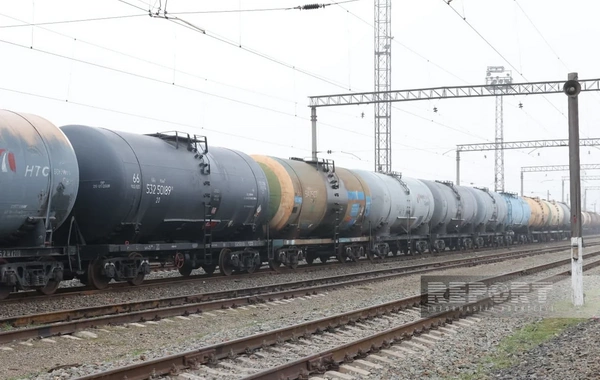 Azərbaycandan Ermənistana 4 500 tona yaxın dizel yanacağı Güzdəkdən yola salınır