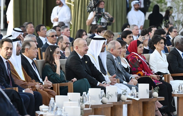 İlham Əliyevə "Zayed İnsan Qardaşlığı Mükafatı" təqdim olunub