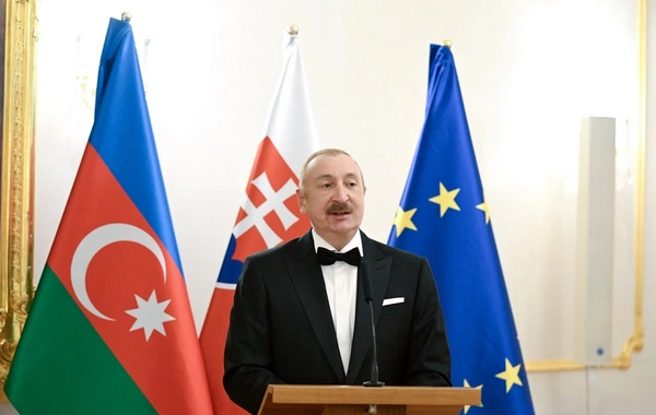 İlham Əliyev Slovakiya Prezidentini Azərbaycana səfərə dəvət edib