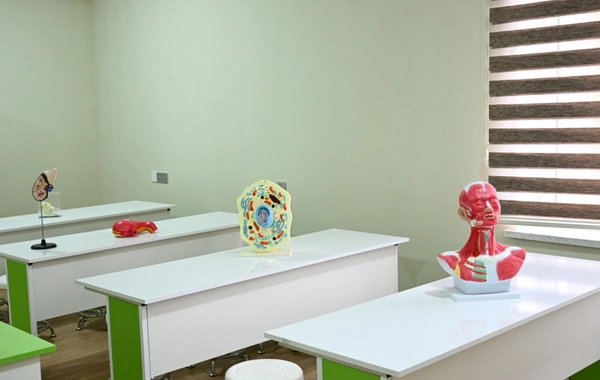 Ucarda Heydər Əliyev Fondunun təşəbbüsü ilə inşa olunan məktəb istifadəyə verilib