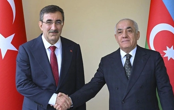 Əli Əsədovla Cevdet Yılmaz bölgədəki vəziyyəti müzakirə etdi