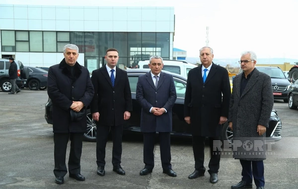 Азербайджан по поручению Президента направил в Иран гумпомощь