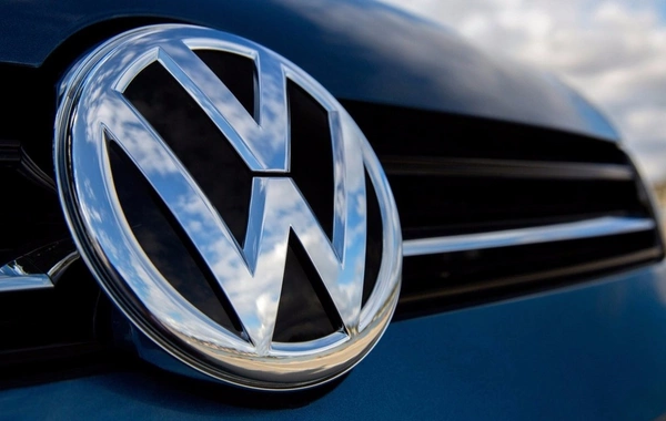 Volkswagen 100 minə yaxın elektromobili geri çağırır