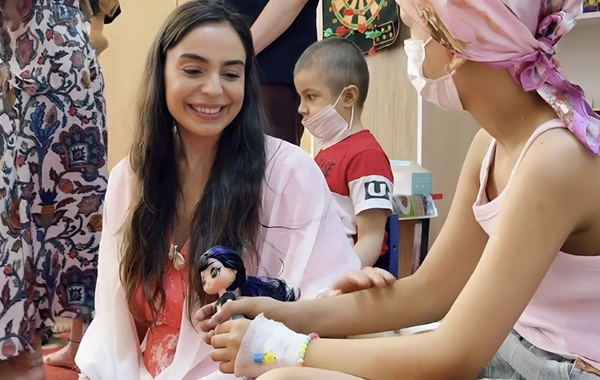 Leyla və Arzu Əliyeva Milli Onkologiya Mərkəzində uşaqları ziyarət ediblər