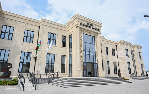 First Vice President Mehriban Aliyeva attended the opening of an art school in Bilgah