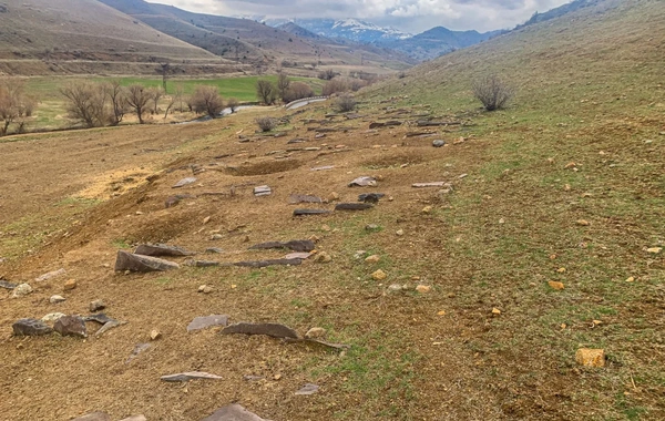 Qərbi Azərbaycanın yaddaş yerləri: Ərinc kəndinin tarixi araşdırılıb
