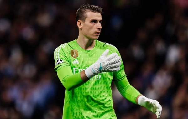 Realın qapıçısı Andrey Lunin Yuventusa təklif olunub