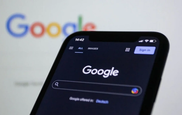 Google süni intellekt əsaslı tibbi məsləhət funksiyasını dayandırdı