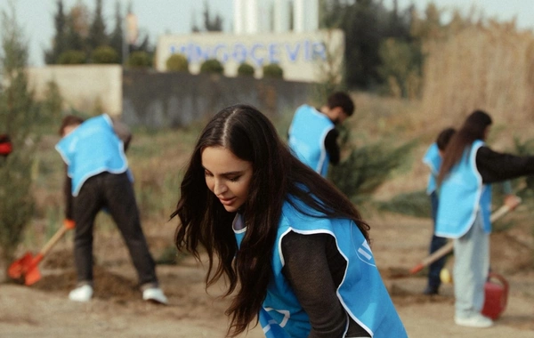 Leyla Əliyeva Mingəçevirdə ekoloji aksiyalarda iştirak edib