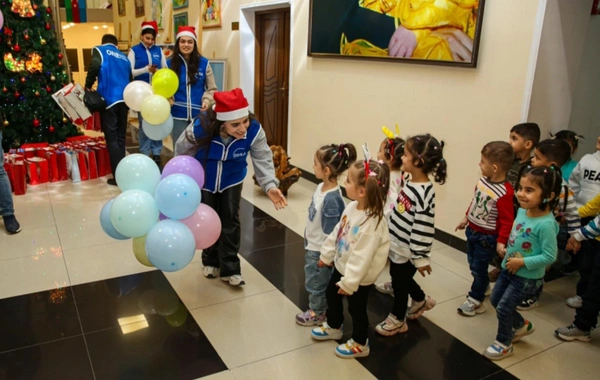 Leyla Əliyevanın təşəbbüsü ilə bir sıra uşaq müəssisələrində Yeni il tədbiri keçirilib