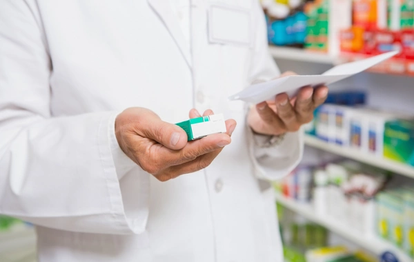 Граждане смогут получать лекарства в аптеках за счёт страхового фонда