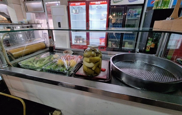 Qəfil ƏMƏLİYYAT - Kafedə iyrənc görüntülər